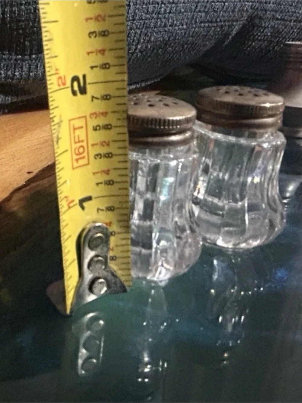 Vintage Lucite Salt & Pepper Shakers Clear 1 3/4